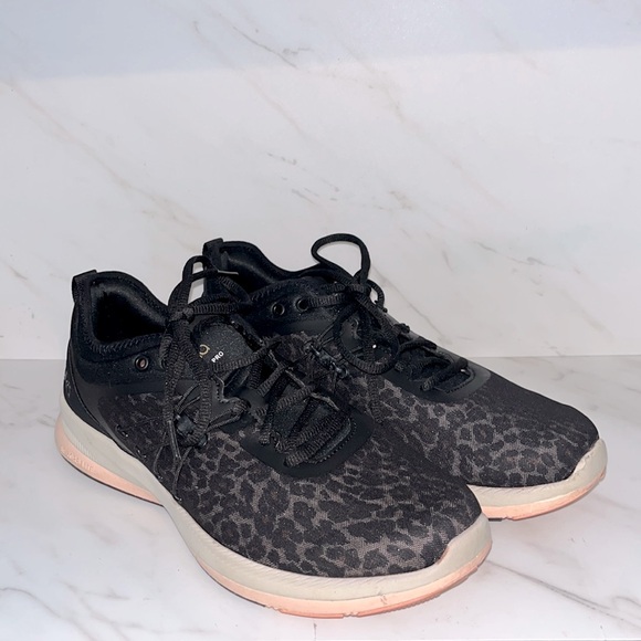 Ryka dynamic pro black leopard pink training shoe sneaker 9.5 - Picture 1 of 6